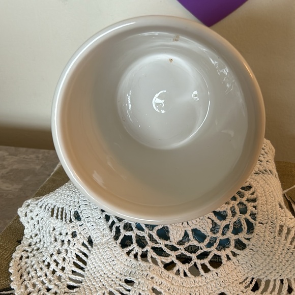 Vintage BASSANO Made In Italy -Ceramic White with entwined raised flowers chain - Picture 5 of 6